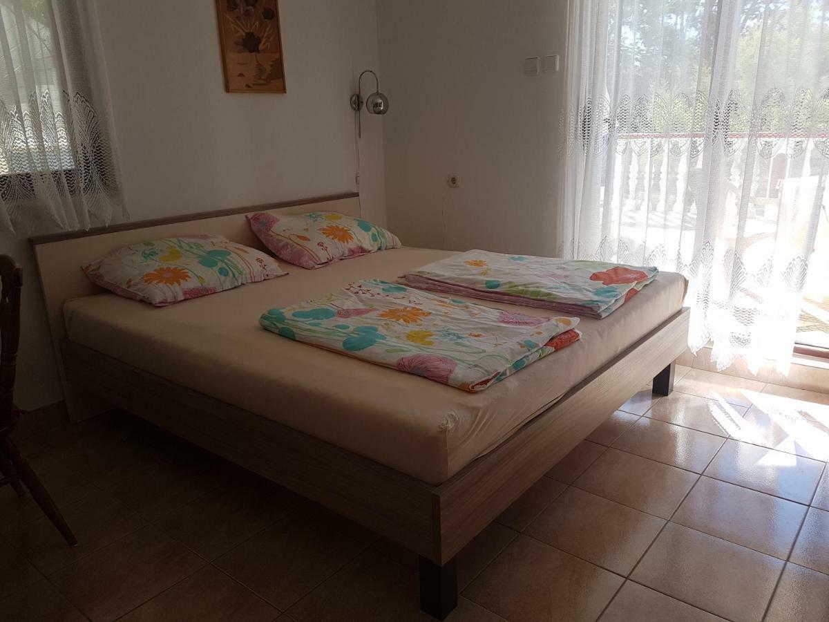 Apartman Irena - Bobovik Vir Luaran gambar